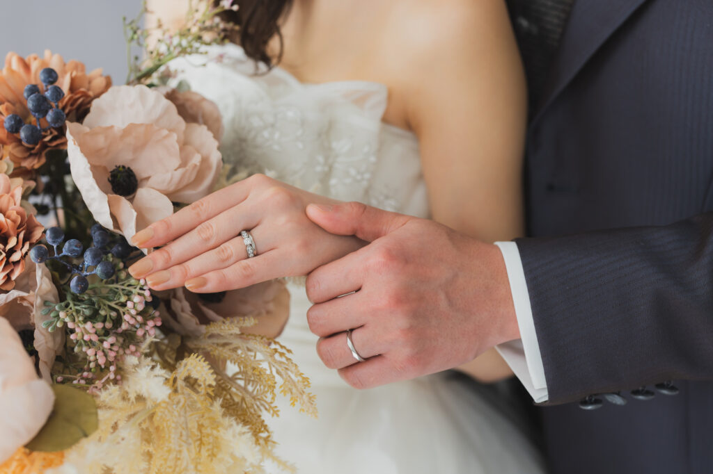 結婚を機に保険を見直すべき3つの理由